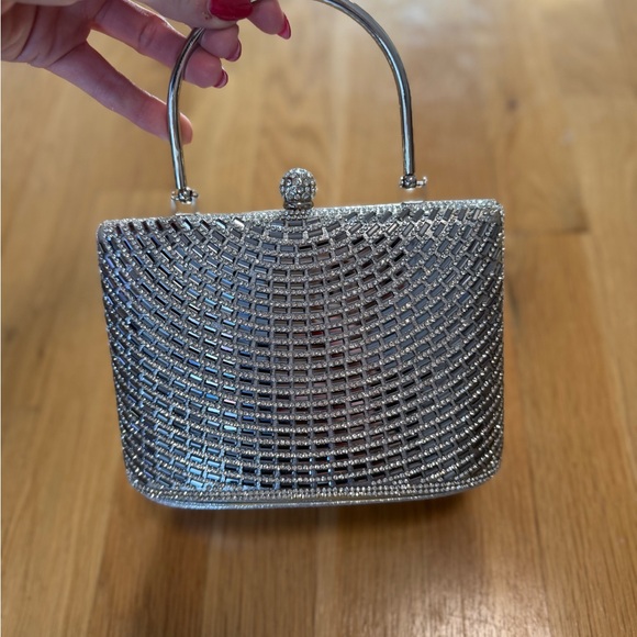 NWT d'morgeaux Silver Rhinestone Clutch Bag AZ7219 Metal Handle Shoulder Purse - Picture 5 of 12